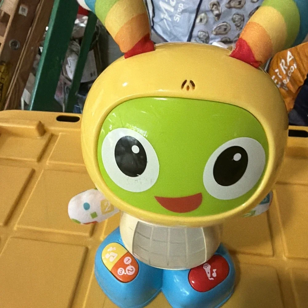 Fisher Price Bright Beats Dance & Move Beatbox Dancing Robot 2015 Lights Sound